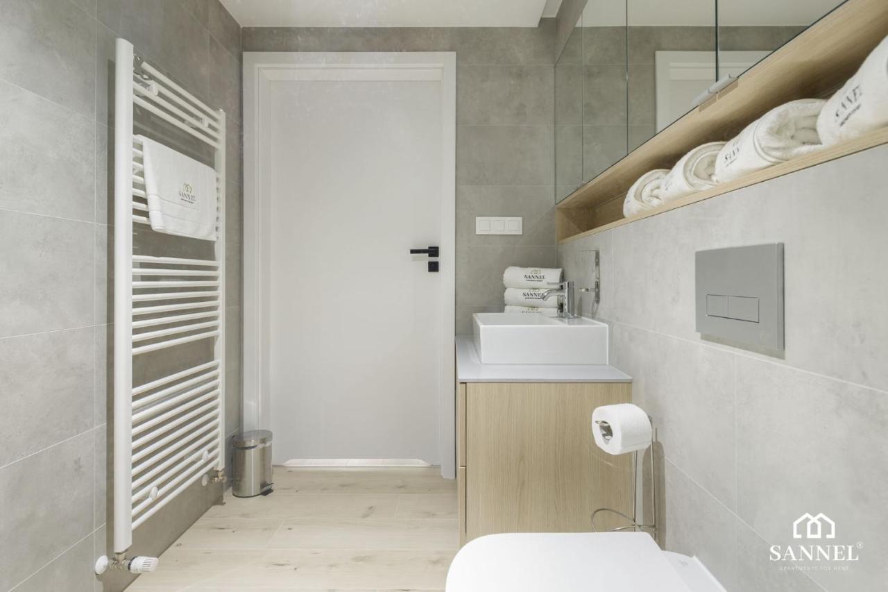 Apartament Golden Sand Z Dostepem Do Basenow,Jacuzzi,Strefy Saun- Pinea Apartments Pobierowo-Sannel Apartments For Rent エクステリア 写真