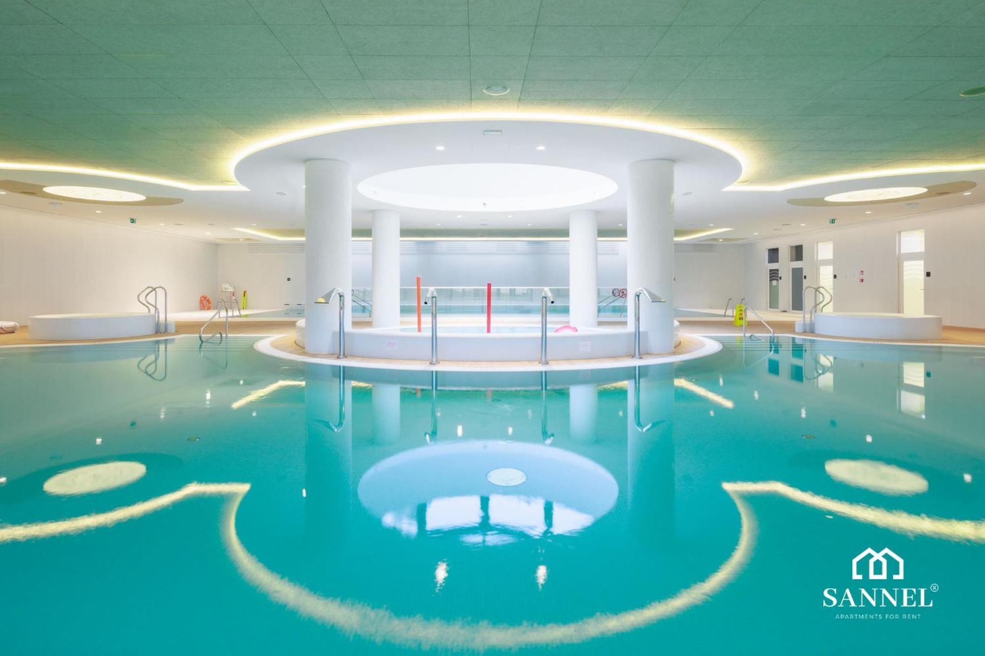 Apartament Golden Sand Z Dostepem Do Basenow,Jacuzzi,Strefy Saun- Pinea Apartments Pobierowo-Sannel Apartments For Rent エクステリア 写真